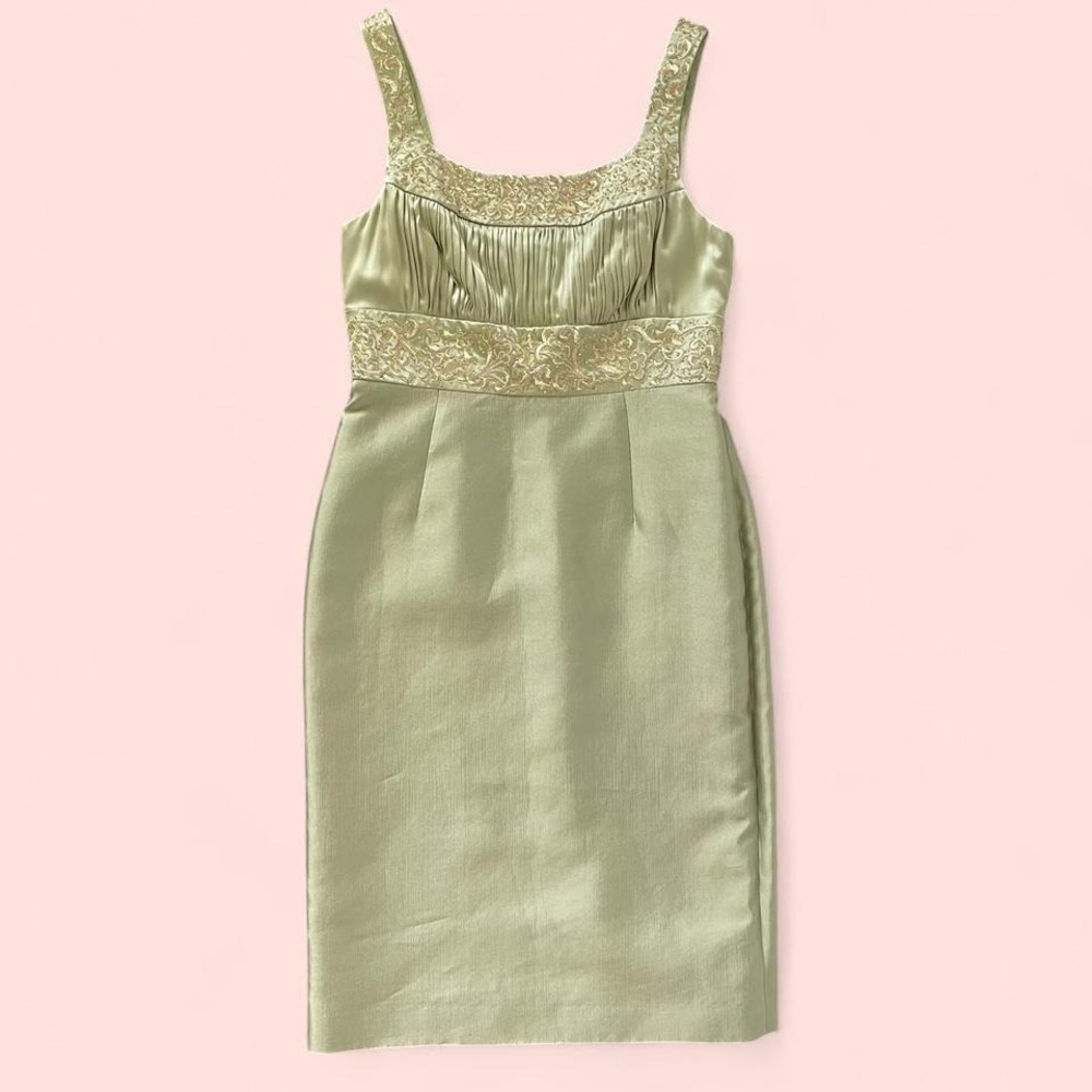 Vintage 90s / 2000s Soft Green Silk Evening Gown‎ - Picture 2 of 8